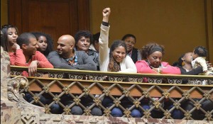 Afro Uruguayans bear witness to the senate's vote in favor of affirmative action. 